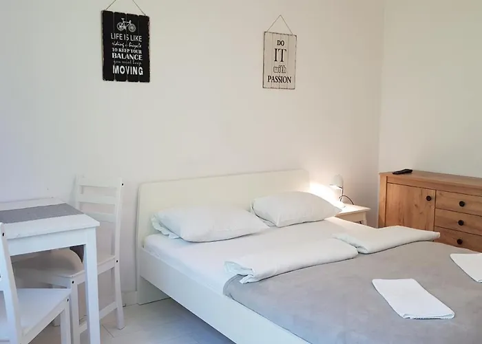 게스트하우스 W Chmurach 3*