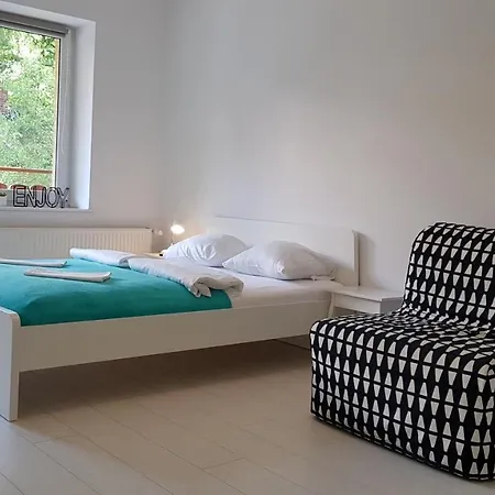 W Chmurach Pensión 3*